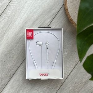 BeatsX Wireless Headphones - White